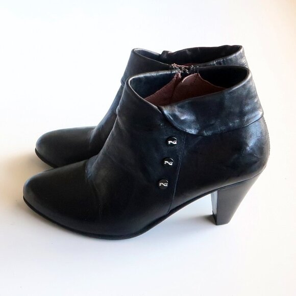 Nero Giardini Black Leather AlmondToe Tapered Sturdy Heel Ankle Boots Booties - Picture 12 of 16